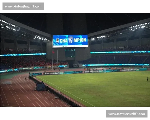 高清足球赛事直播APP下载指南畅享全球赛场精彩即时比分数据分析权威解说 - 副本 (78) - 副本 - 副本 - 副本 - 副本